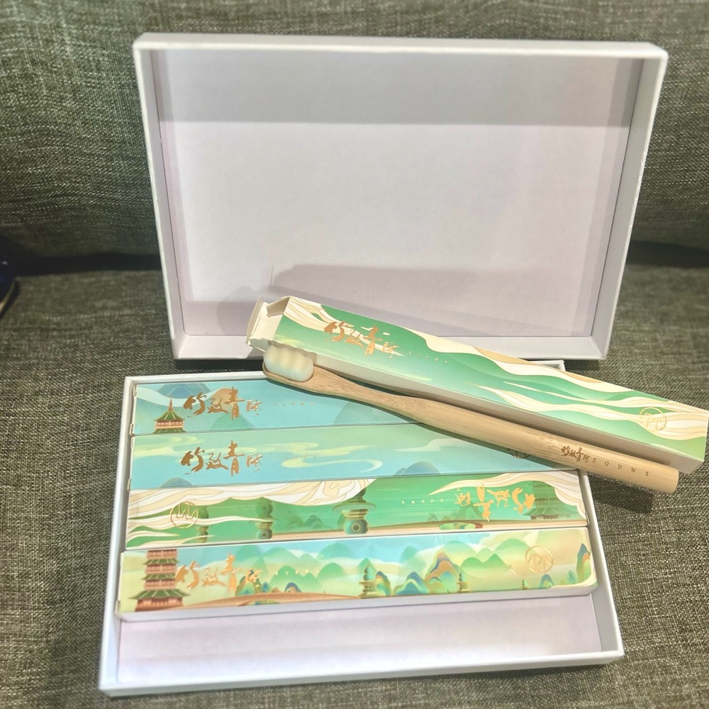 New Boxed Bamboo Toothbrushes Set of 5